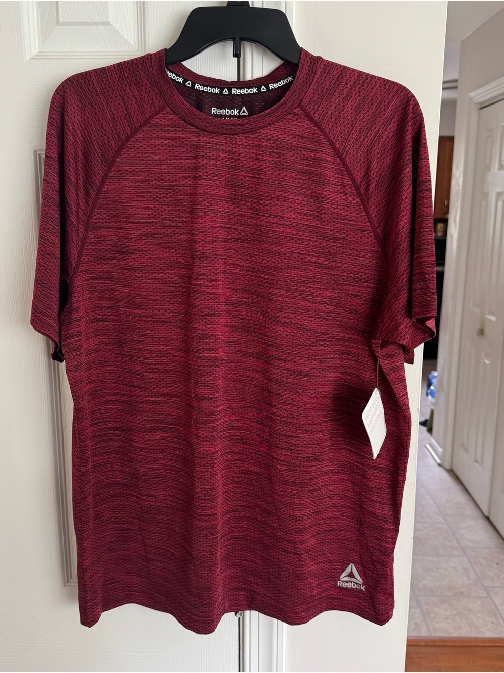 Reebok Men's Space Dye Performance T-Shirt M Red Heather Quick Dry Activewear - Picture 3 of 16